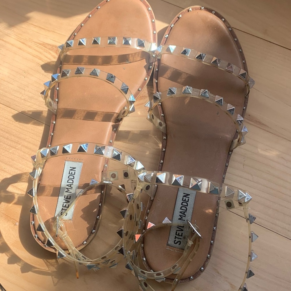 steve madden stud sandals size 8.5